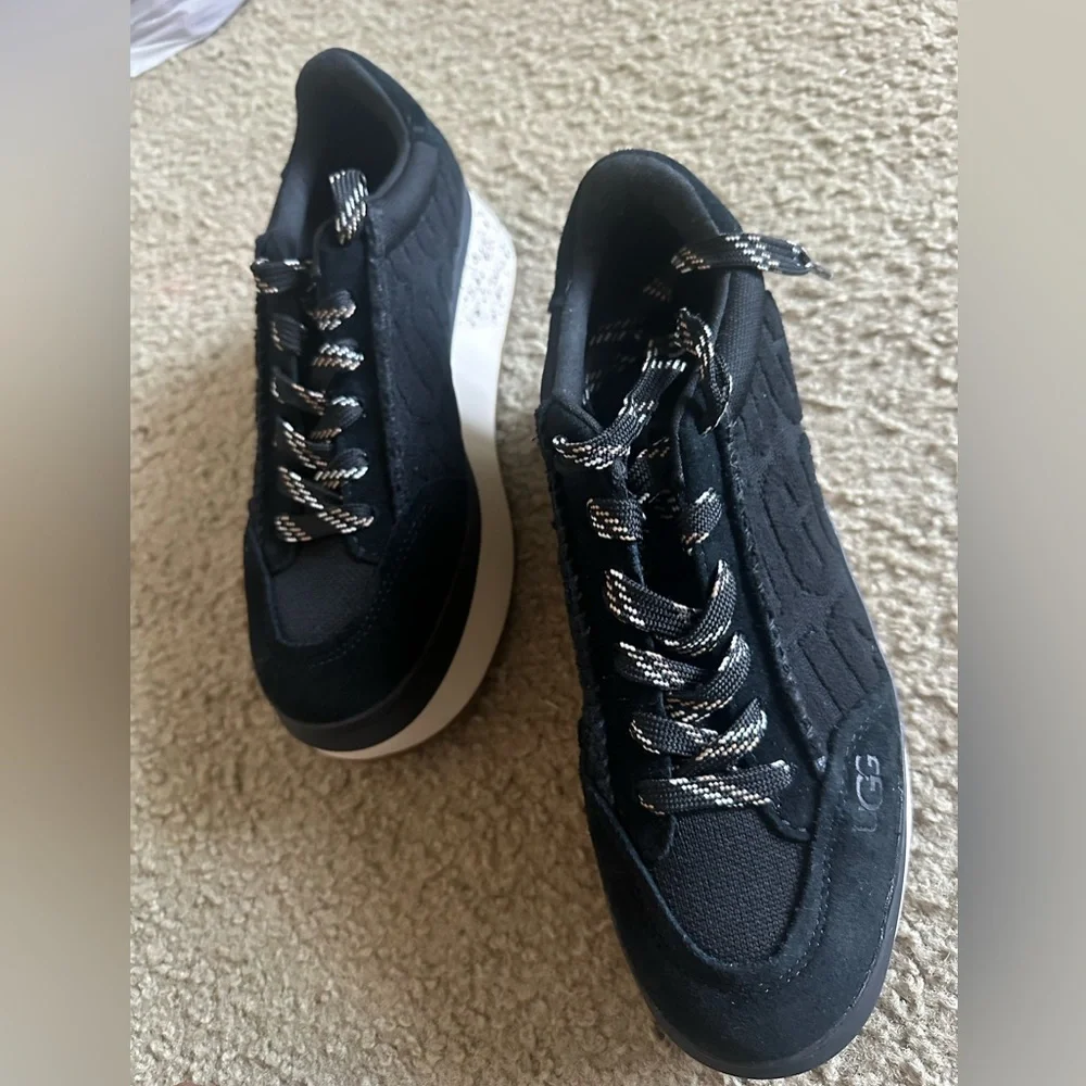 UGG Womens Marin Lace Logo Sneaker Black Size 11 NWT